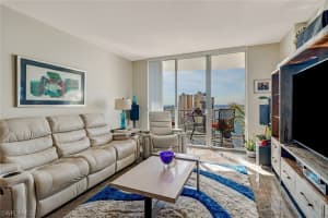 3000 Oasis Grand Blvd, Fort Myers, FL 33916, Sold 03/23/21