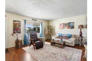 4611 Bayshore Dr, Naples, FL 34112, Sold 03/15/21