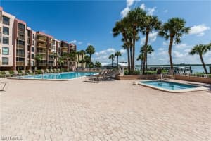 1085 Bald Eagle Dr, Marco Island, FL 34145, Sold 04/30/21
