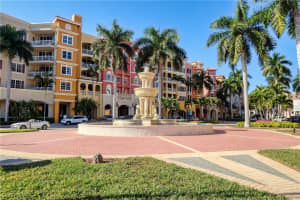 401 Bayfront Pl APT 3305, Naples, FL 34102, Sold 06/08/21