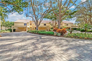 625 Beachwalk Cir, Naples, FL 34108, Sold 02/26/21