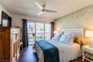 1215 Edington Pl, Marco Island, FL 34145, Sold 04/09/21