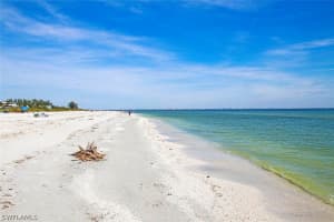 827 E Gulf Dr UNIT C4, Sanibel, FL 33957, Sold 05/24/21