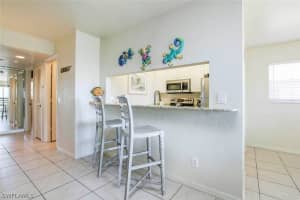 827 E Gulf Dr UNIT C4, Sanibel, FL 33957, Sold 05/24/21