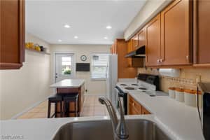 28 Cannes Ct, Fort Myers, FL 33919, Sold 02/11/21
