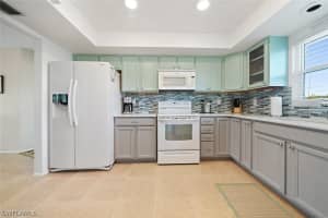 12122 Moon Shell Dr, Matlacha Isles, FL 33991, Sold 05/17/21