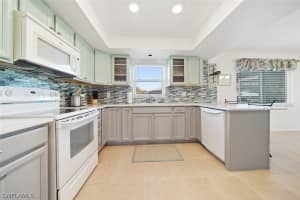 12122 Moon Shell Dr, Matlacha Isles, FL 33991, Sold 05/17/21