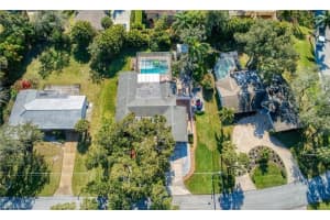 7641 Sandalwood Way, Sarasota, FL 34231, Sold 02/26/21