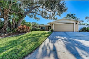 7641 Sandalwood Way, Sarasota, FL 34231, Sold 02/26/21