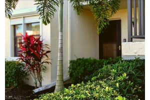 9295 Lake Park Dr APT 101, Fort Myers, FL 33919, Sold 10/19/21