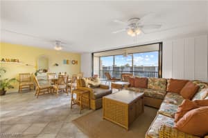 1401 Middle Gulf Dr q401, Sanibel, FL 33957, Sold 05/19/21