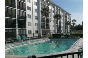 29 High Point Cir E, Naples, FL 34103, Sold 04/16/21