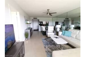 29 High Point Cir E, Naples, FL 34103, Sold 04/16/21