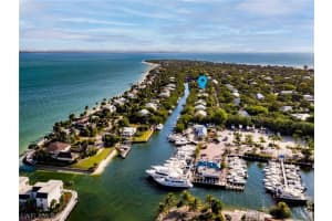 542 N Yachtsman Dr, Sanibel, FL 33957, Sold 05/04/21