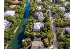 542 N Yachtsman Dr, Sanibel, FL 33957, Sold 05/04/21