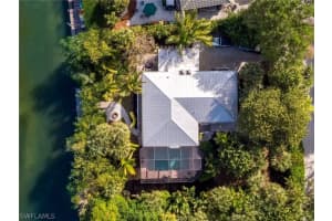 542 N Yachtsman Dr, Sanibel, FL 33957, Sold 05/04/21