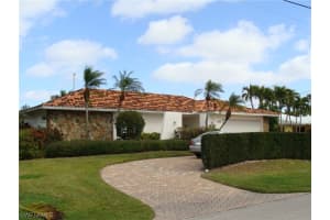 555 17th Ave S, Naples, FL 34102, Sold 05/07/21