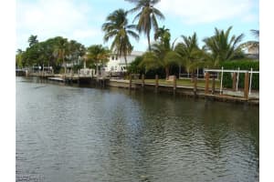 555 17th Ave S, Naples, FL 34102, Sold 05/07/21