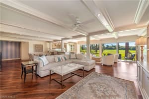 107 Clubhouse Ln, Naples, FL 34105, Sold 05/04/21