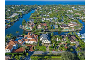 2260 Marina Dr, Naples, FL 34102, Sold 03/25/21