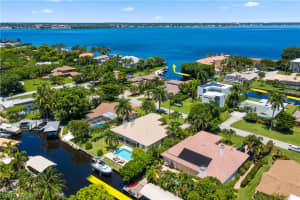398 Snow Dr, Fort Myers, FL 33919, Sold 04/12/21