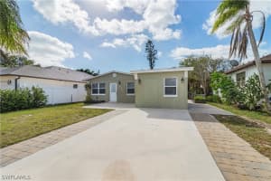 794 107th Ave N, Naples, FL 34108, Sold 04/12/21