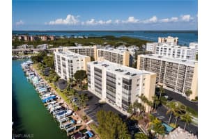 4481 Bay Beach Ln, Fort Myers Beach, FL 33931, Sold 03/08/21