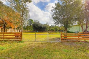 2381 Leavitt Rd, Alva, FL 33920, Sold 03/12/21