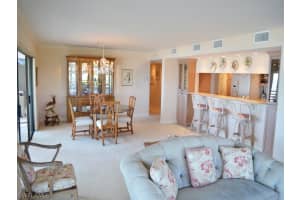 1605 Middle Gulf Dr UNIT 301, Sanibel, FL 33957, Sold 03/31/21