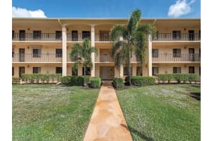 5716 Deauville Cir, Naples, FL 34112, Sold 05/12/21