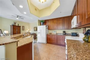 965 Sandpiper St, Naples, FL 34102, Sold 04/14/21