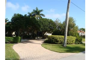 535 17th Ave S, Naples, FL 34102, Sold 05/10/21