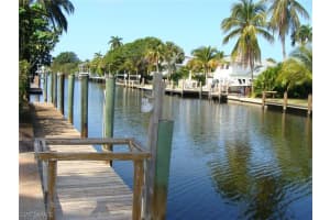 535 17th Ave S, Naples, FL 34102, Sold 05/10/21