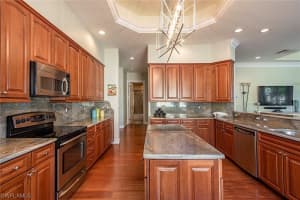 7132 Lemuria Cir, Naples, FL 34109, Sold 04/30/21