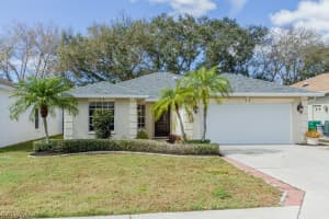 132 Stanhope Cir, Naples, FL 34104, Sold 03/30/21