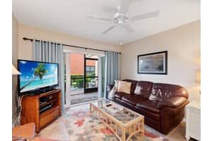 44 Greenbrier St, Marco Island, FL 34145, Sold 03/08/21