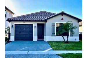 8980 Madrid Cir, Naples, FL 34104, Sold 05/28/21