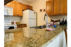 9380 Lennex Ln APT 720, Fort Myers, FL 33919, Sold 04/05/21