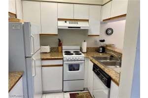 3323 Olympic Dr, Naples, FL 34105, Sold 04/02/21
