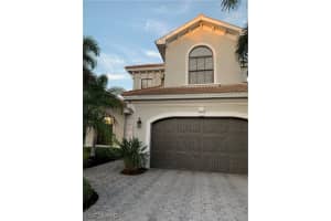 1365 Serrano Cir, Naples, FL 34105, Sold 05/05/21