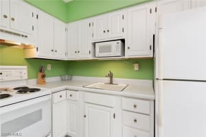 235 Seaview Ct, Marco Island, FL 34145, Sold 04/22/21