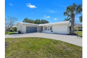 386 Parkway Ct, Fort Myers, FL 33919, Sold 04/08/22