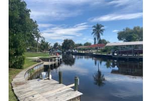 386 Parkway Ct, Fort Myers, FL 33919, Sold 04/08/22