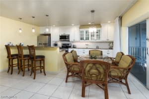 827 E Gulf Dr UNIT D6, Sanibel, FL 33957, Sold 04/30/21