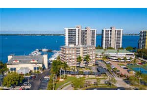 2350 W First St APT 203, Fort Myers, FL 33901, Sold 05/06/21