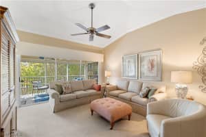 347 Emerald Bay Cir, Naples, FL 34110, Sold 04/02/21