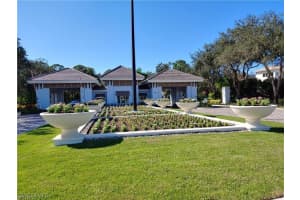 544 Retreat Dr, Naples, FL 34110, Sold 03/29/21