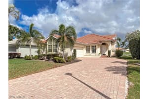 9954 Las Casas Dr, Fort Myers, FL 33919, Sold 06/19/21