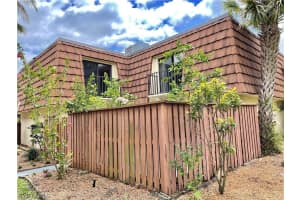 The Village of Cedarbend, 5217 Cedarbend Dr #4, Fort Myers, FL 33919, Sold 04/22/21