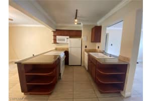 2828 Jackson St APT D4, Fort Myers, FL 33901, Sold 09/03/21